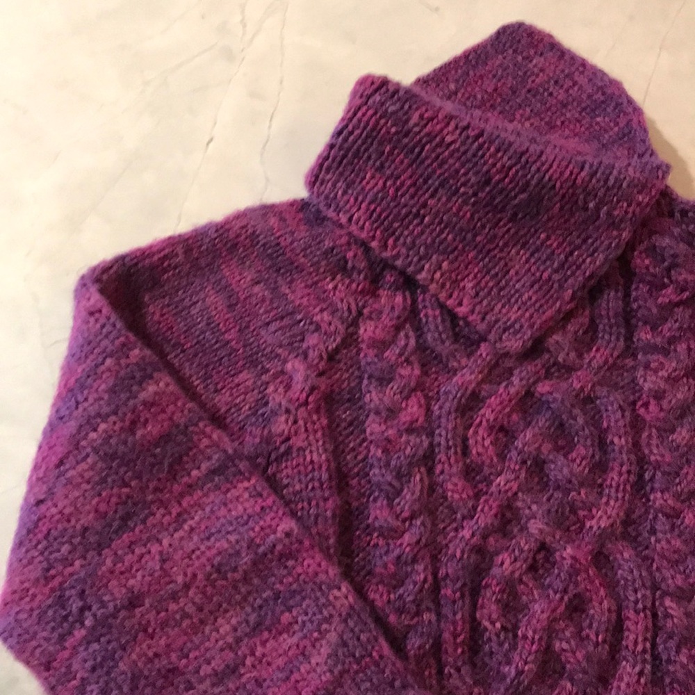 Handmade sweater 🌸 - Picture 2 of 7